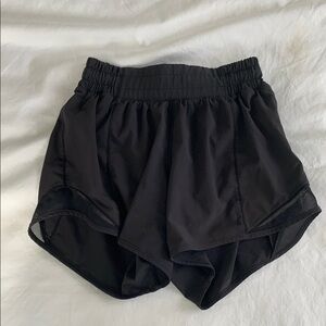 Lululemon Size 2 Black Women's Athletic Shorts